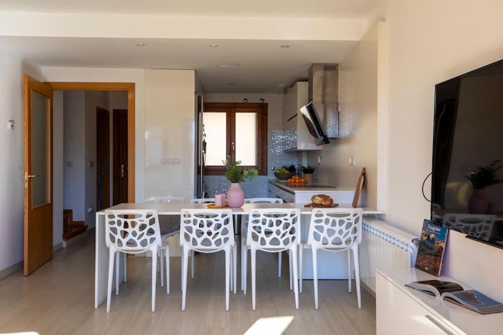 Casa Nieves Apartment Villanua Luaran gambar